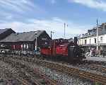 ‘Prince’ and a slate train in the afternoon sunshine at Porthmadog Harbour.   (03/05/2004)