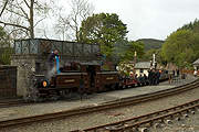 ‘Merddin Emrys’ takes water after arriving with the slate waggons       (06/05/2007)