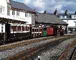 No 18 and the four wheel carriages behind ‘Taliesin   (28/09/2003)
