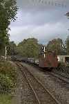 Departing from Minffordd, ‘Moelwyn’ and train head for Glan-y-Pwll.   (25/09/2004)