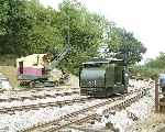 The 40HP Simplex runs across in front of the Ruston 10RB at Stonehenge   (07/09/2003)