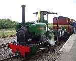 ‘Peter Pan’ is uncoupled from the train at Stonehenge Works   (07/09/2003)