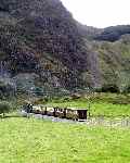 138 and train head to the other side of the valley between Castell Cidym and Plas-y-nant   (27/09/2003)