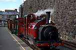 Another view of ‘Prince’ with the Super Power weekend vintage train at Caernarfon Station.       (16/09/2005)